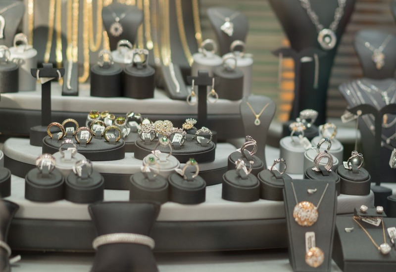 Diamond Engagement Ring Buyer in Houston, TX