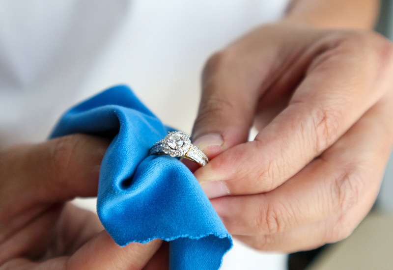 Jewelry Cleaning Services in Houston, TX